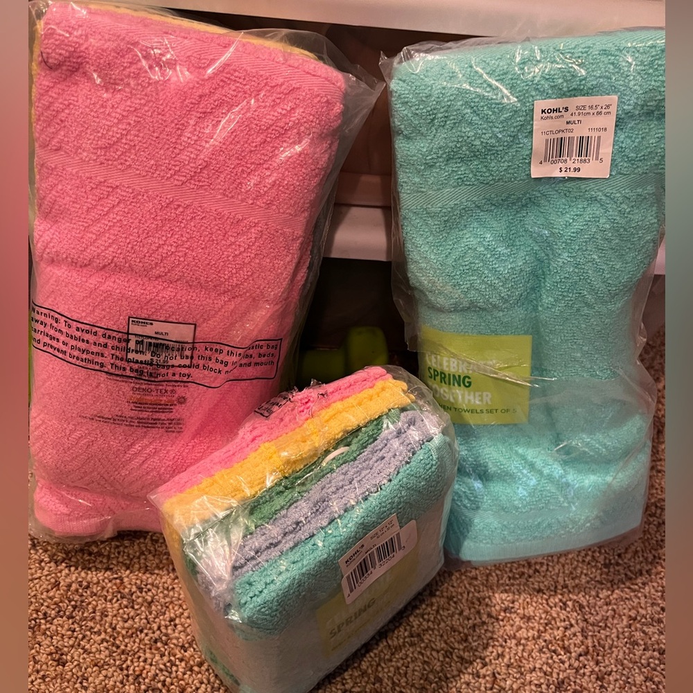 New Kohl’s 10 dish cloths, 10 hand towels pastel cotton kitchen spring colors